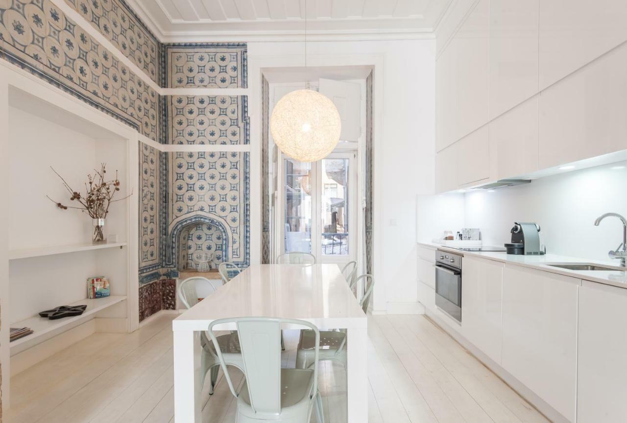 Baixa Tile Blue Two-Bedroom Apartment - By Lu Holidays Lisboa Exteriör bild